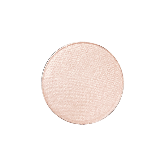 viaGlamour image of a extreme-eyeshadow